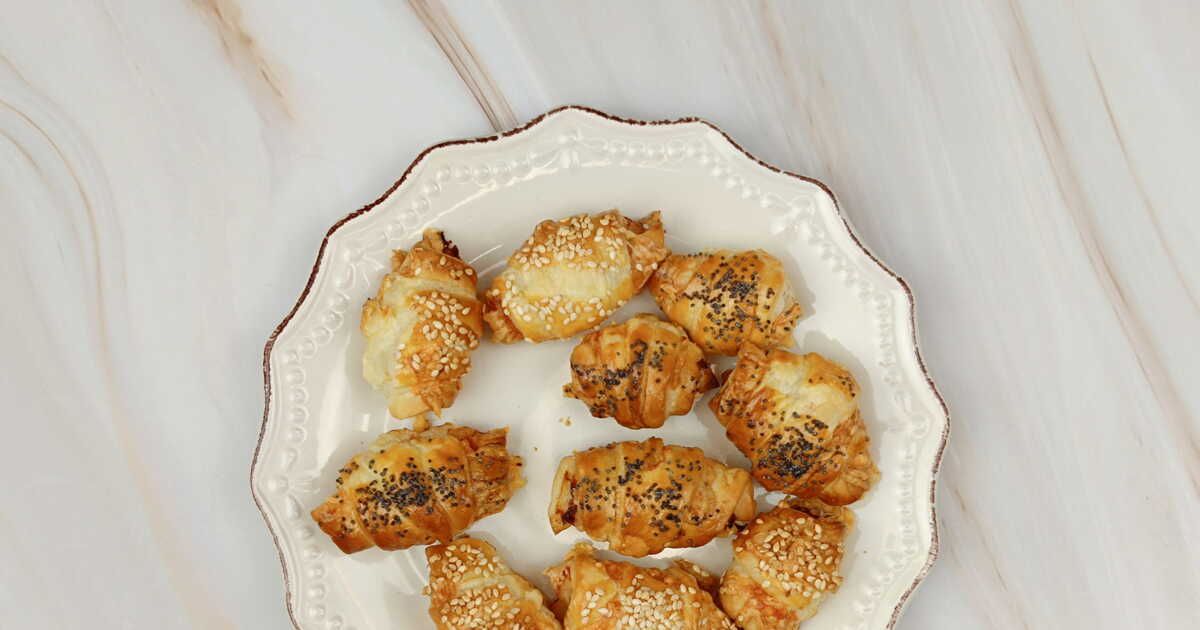 Des mini-croissants au saumon et mozzarella pour un apéro irrésistible