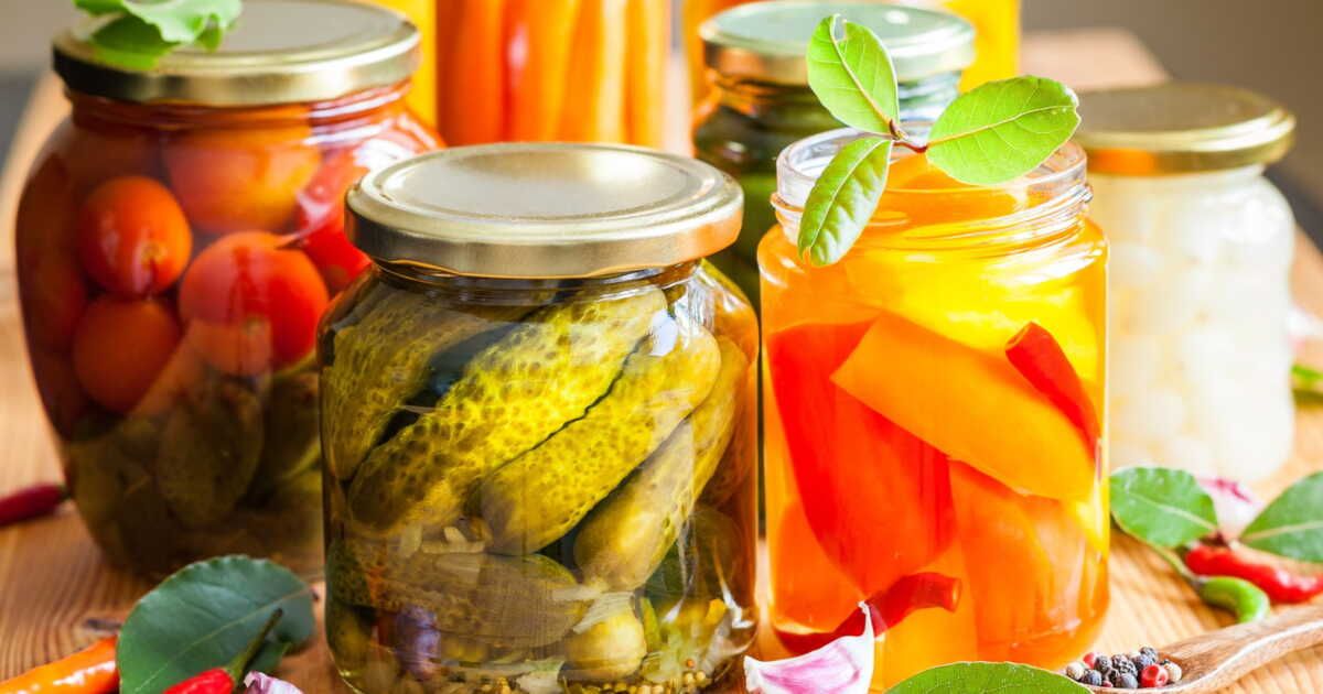Redécouvrez les pickles de légumes avec ces 3 recettes savoureuses et simples