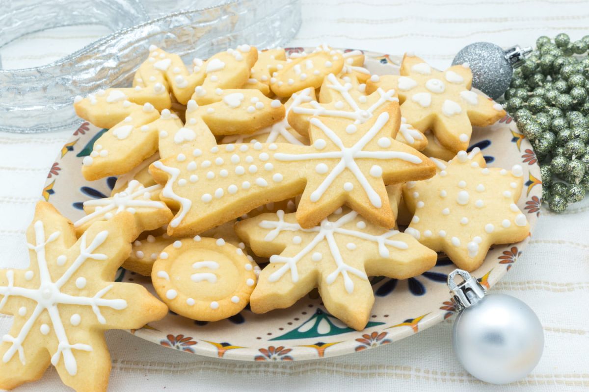 Des sablés de Noël ludiques et gourmands avec Julie Andrieu