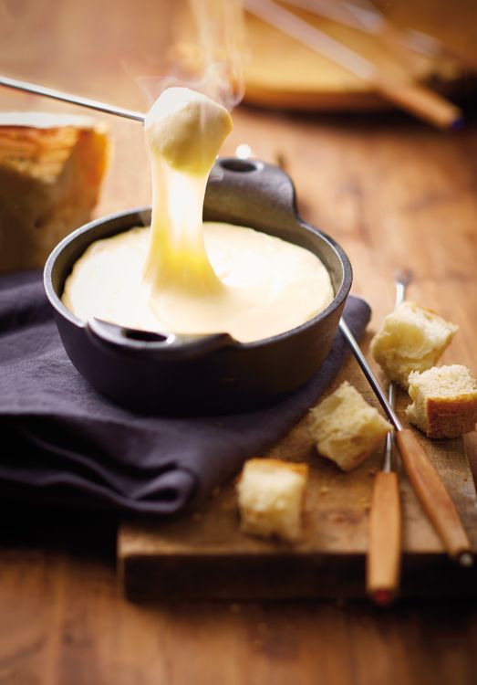Savourez la fondue moitié-moitié : un classique réconfortant