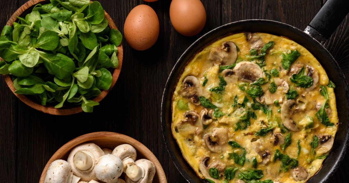 Omelette aux champignons et épinards : une recette savoureuse en moins de 30 minutes