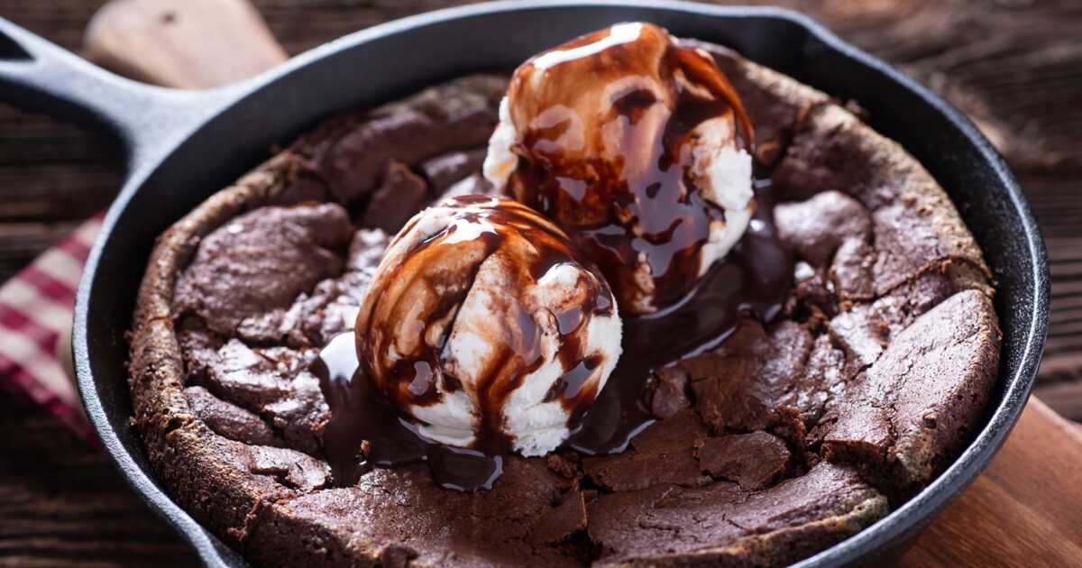 Brownie moelleux en 10 minutes : la recette à la poêle qui va vous séduire