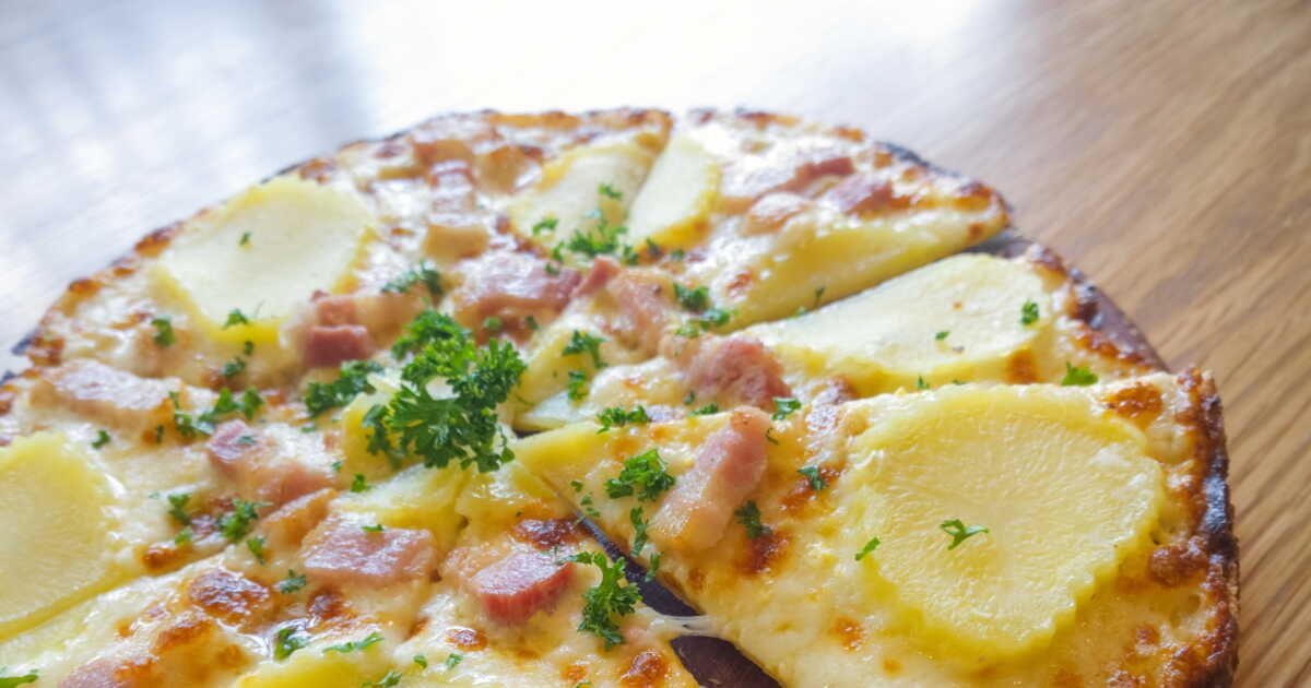Quiche savoureuse sans pâte : la recette réconfortante à base de pommes de terre