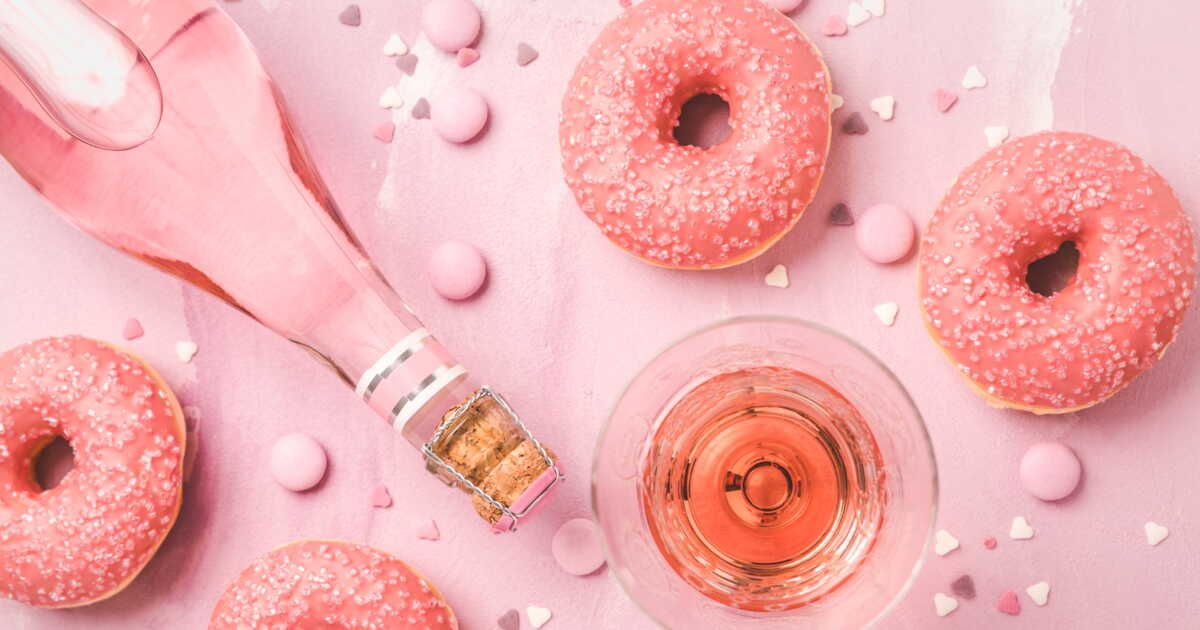 L'art de marier pâtisserie et cocktail : une aventure gustative à ne pas manquer