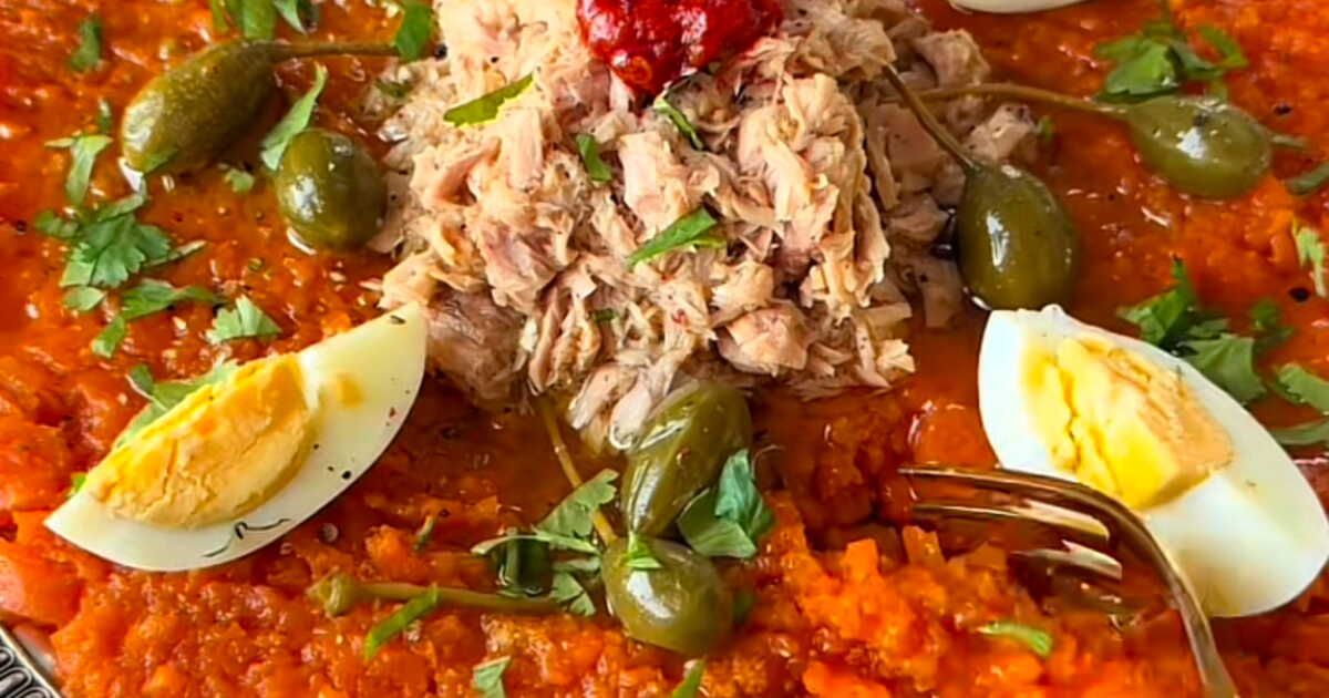 Salade tunisienne aux carottes et au thon : un délice à portée de fourchette