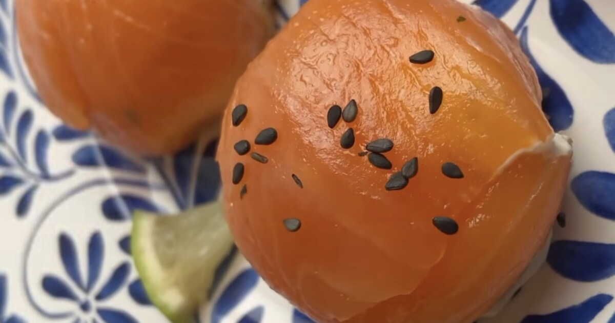 Des bouchées savoureuses pour un apéritif parfait avec du saumon fumé