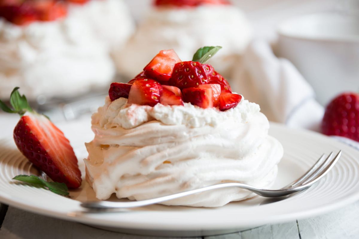 La pavlova aux fraises : une douceur à savourer