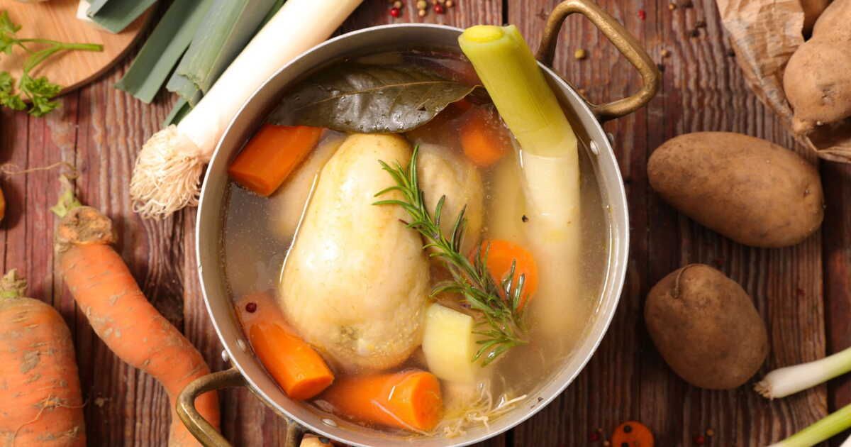 Savourez la poule au pot : une recette réconfortante à découvrir