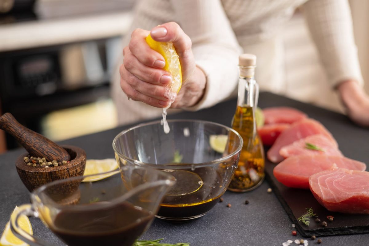 La recette rapide de sauce sans cuisson pour un poisson savoureux