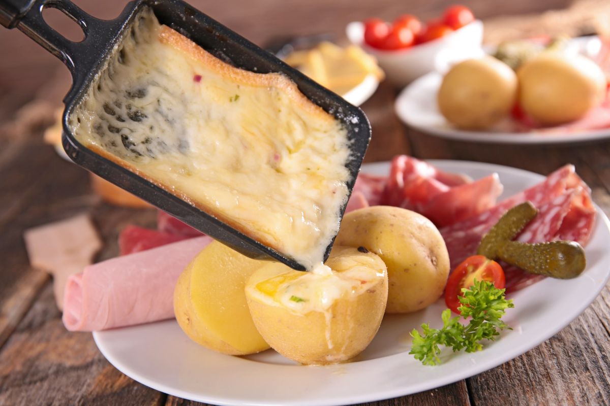 Savourez votre raclette sans culpabilité : les secrets d'un nutritionniste